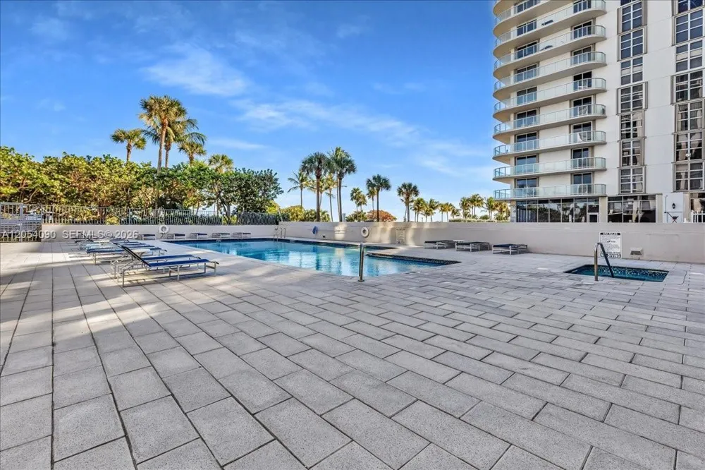 8877 Collins Ave #PH-2 Surfside, FL 33154