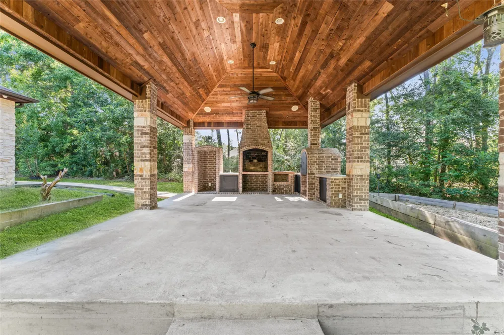 19204 Kanawha Drive Porter, TX 77365
