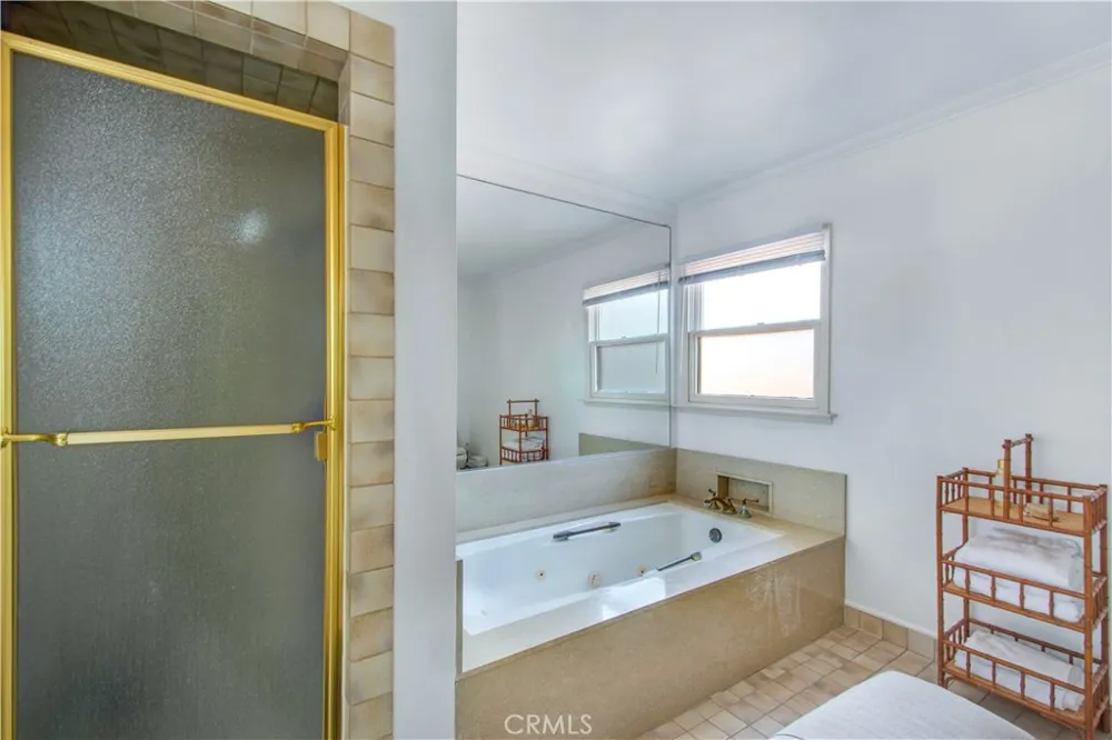 226 Via Koron Newport Beach, CA 92663
