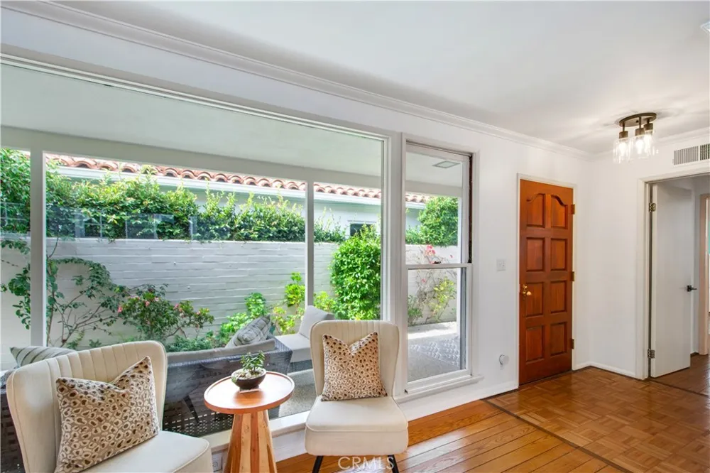 226 Via Koron Newport Beach, CA 92663
