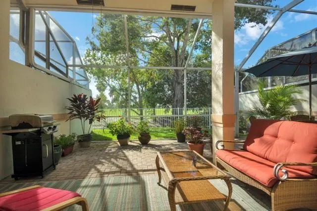 676 W Palm Aire Drive Pompano Beach, FL 33069