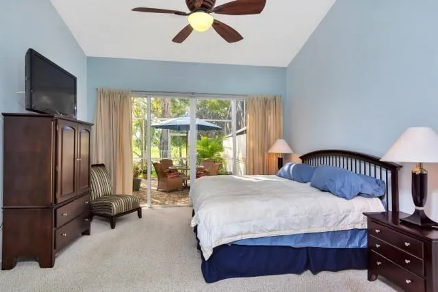 676 W Palm Aire Drive Pompano Beach, FL 33069