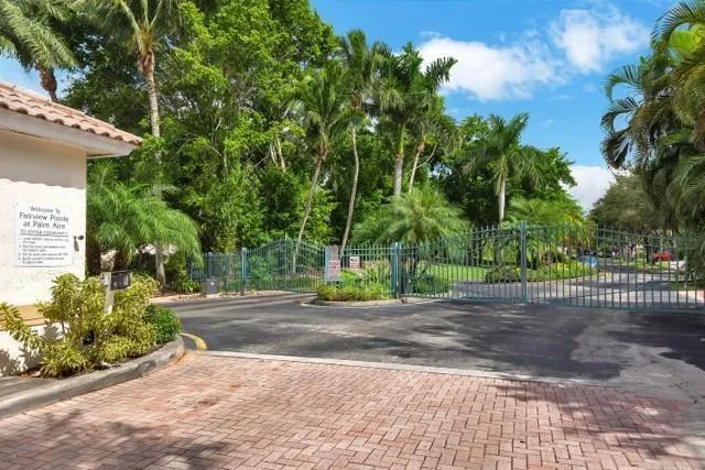 676 W Palm Aire Drive Pompano Beach, FL 33069