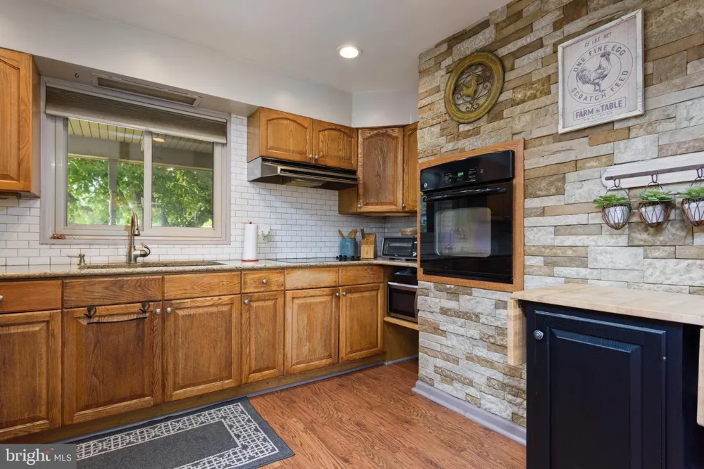 4216 RIDGE DRIVE Harrisburg, PA 17109