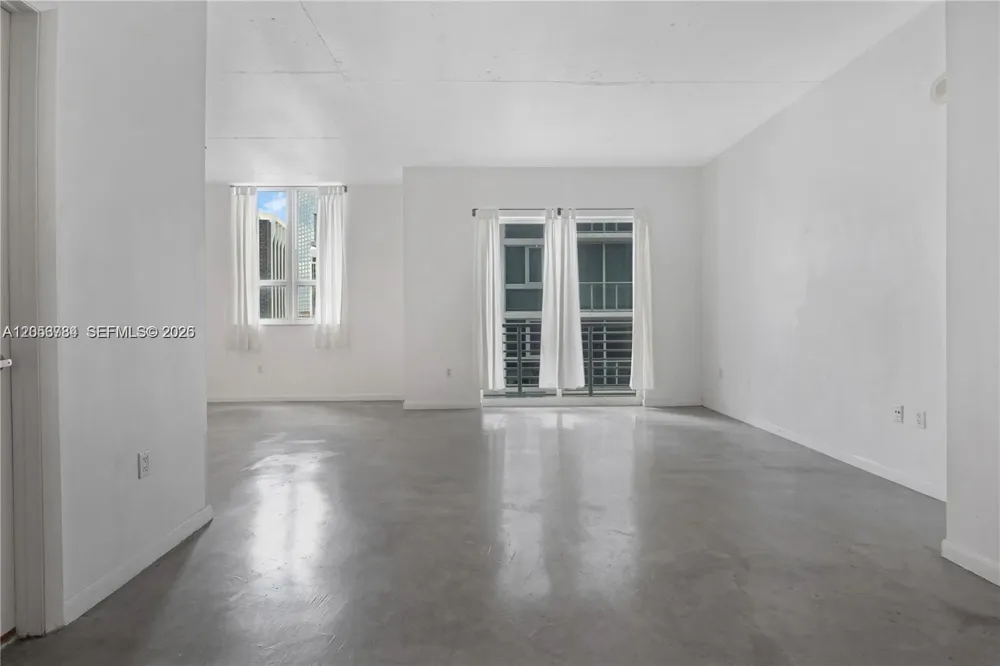 234 NE 3rd St #2109 Miami, FL 33132