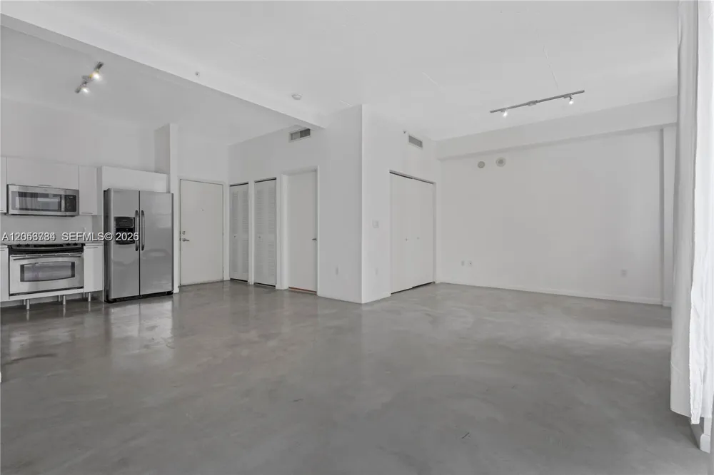 234 NE 3rd St #2109 Miami, FL 33132