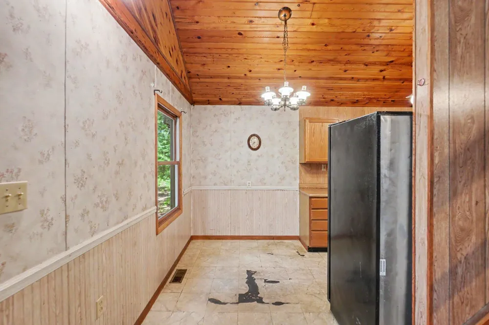 760 S Walhalla Road Branch, MI 49402