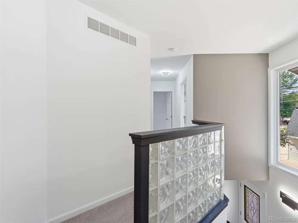 2314 Duck Lake Road Highland Charter Township, MI 48356