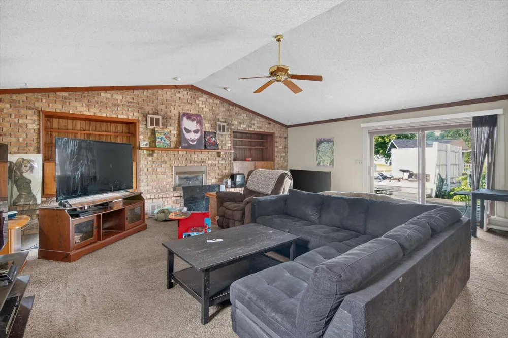 3015 John Glenn Drive Blackman Charter Township, MI 49201