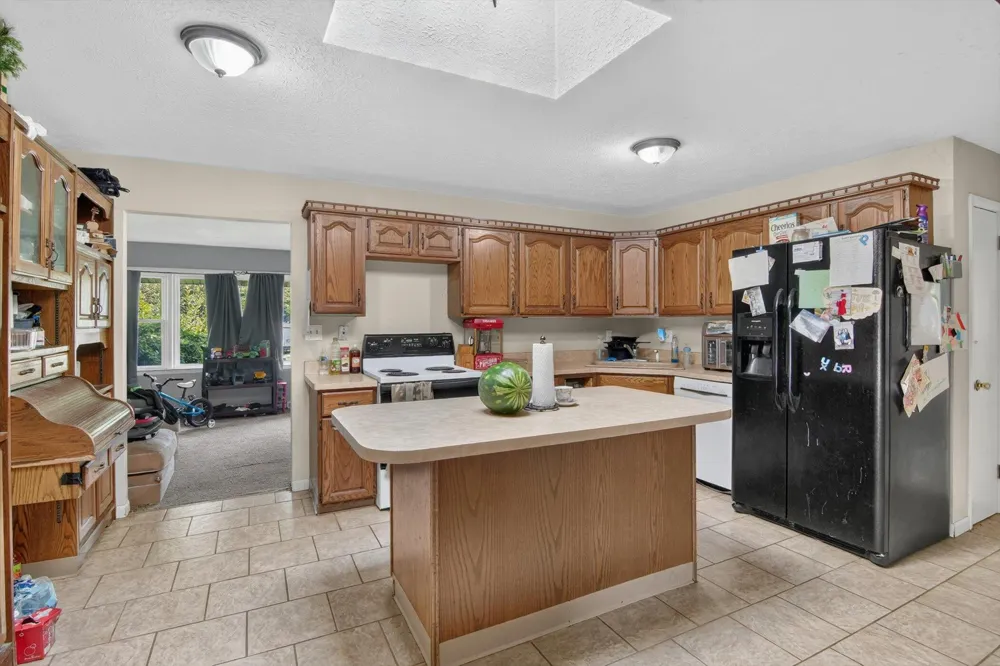 3015 John Glenn Drive Blackman Charter Township, MI 49201