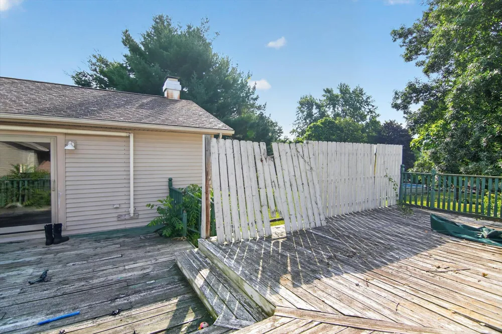 3015 John Glenn Drive Blackman Charter Township, MI 49201