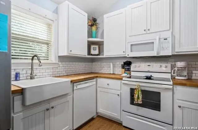 5481 HIGHWAY 35 N #9 Rockport, TX 78382