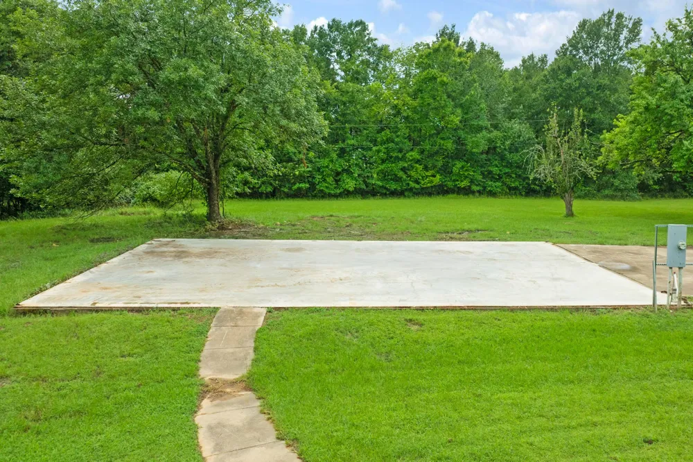 5310 Farm Road 195 Paris, TX 75462