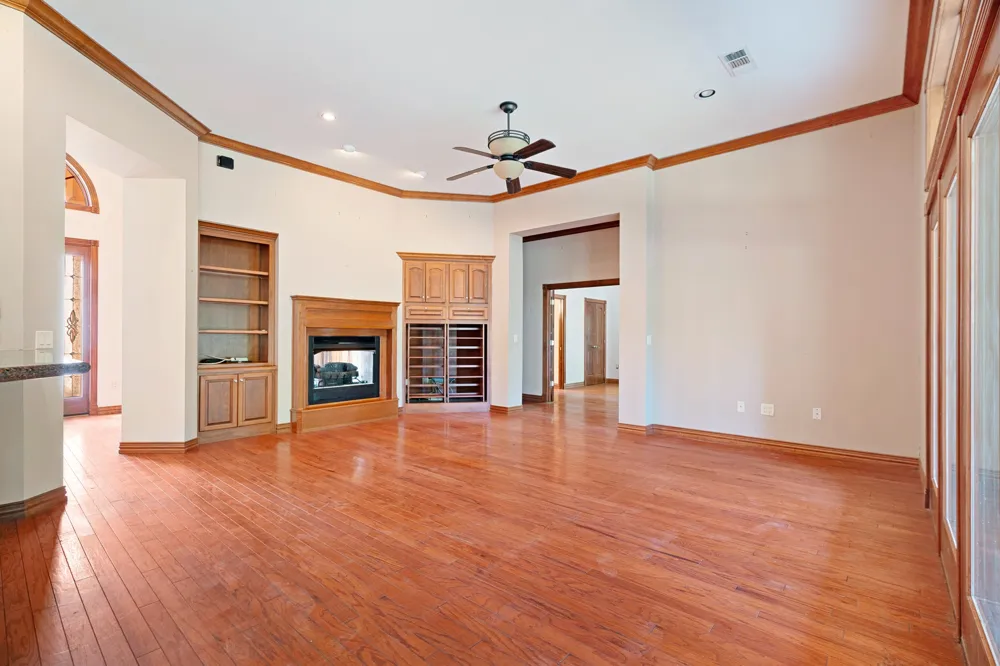 5310 Farm Road 195 Paris, TX 75462
