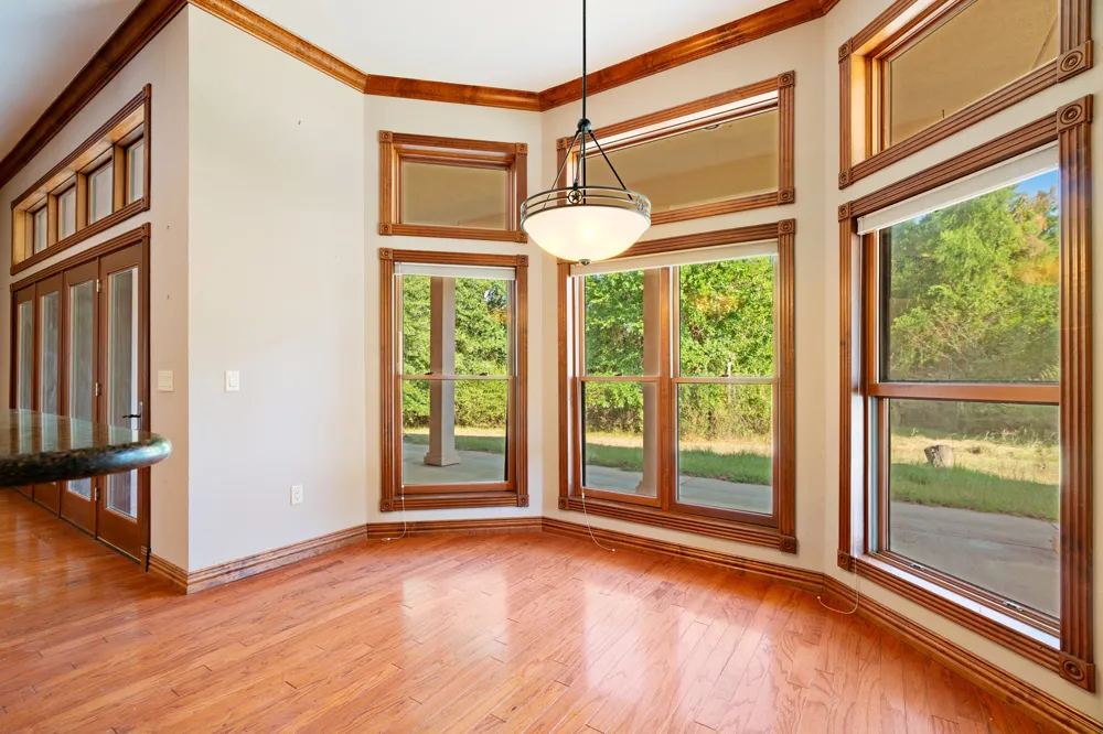 5310 Farm Road 195 Paris, TX 75462