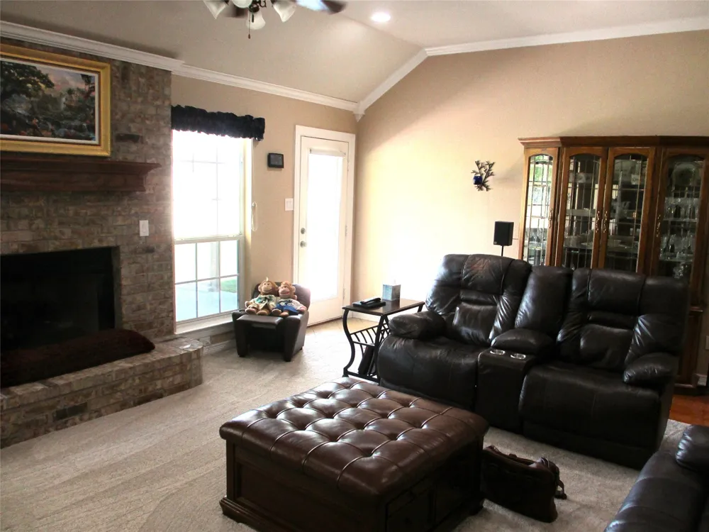 3911 Fm 67 Itasca, TX 76055