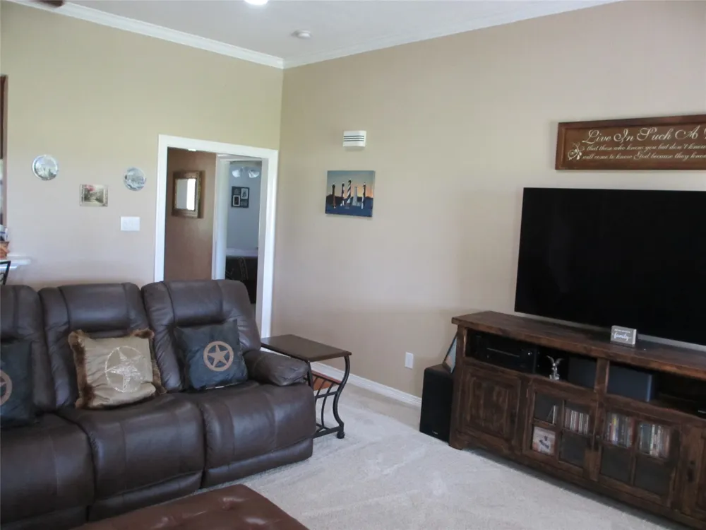 3911 Fm 67 Itasca, TX 76055