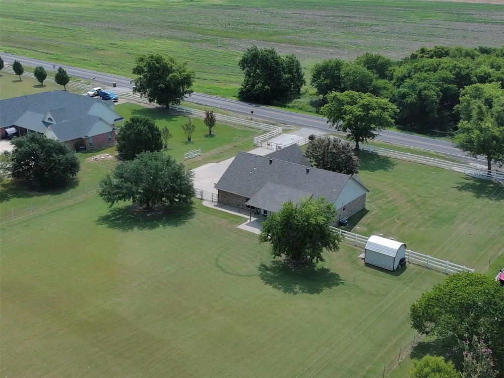 3911 Fm 67 Itasca, TX 76055