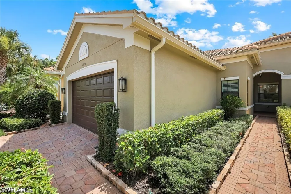 Coronado Drive Naples, FL 34109