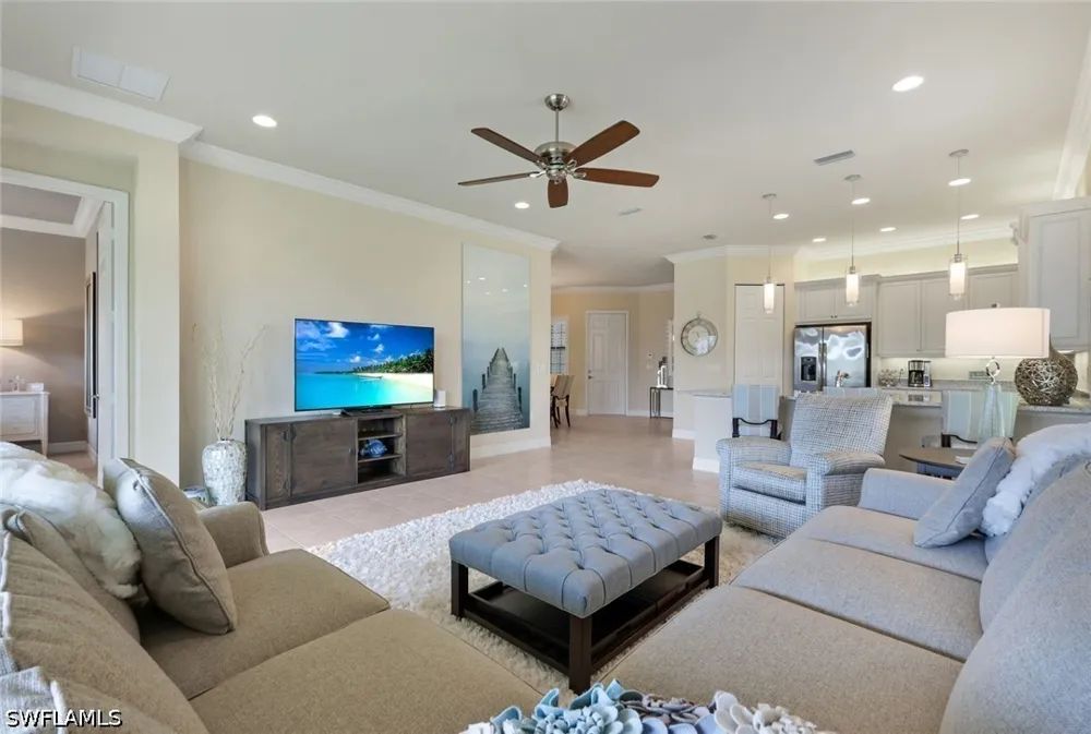Coronado Drive Naples, FL 34109