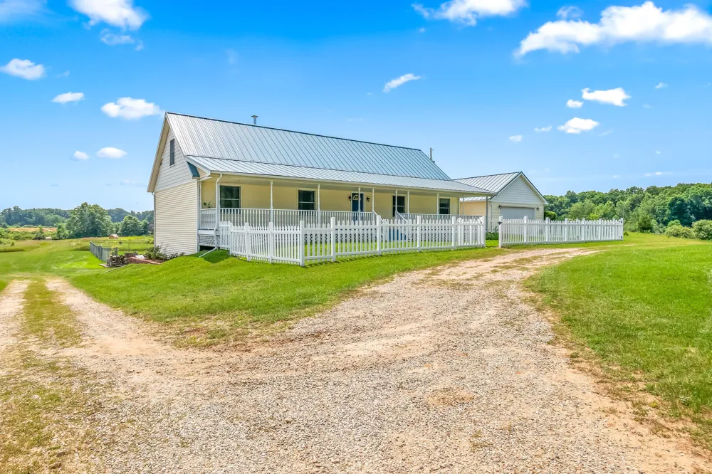 8651 Moreland Road Jerome, MI 49249