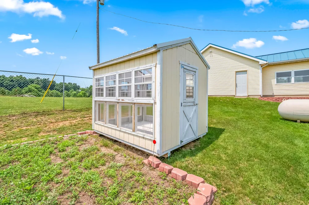8651 Moreland Road Jerome, MI 49249