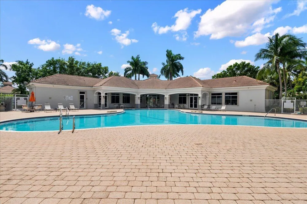 8128 BIG PINE WAY Riviera Beach, FL 33407
