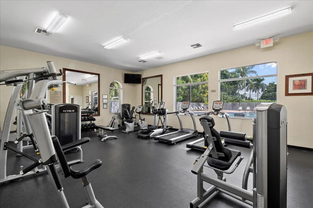 8128 BIG PINE WAY Riviera Beach, FL 33407