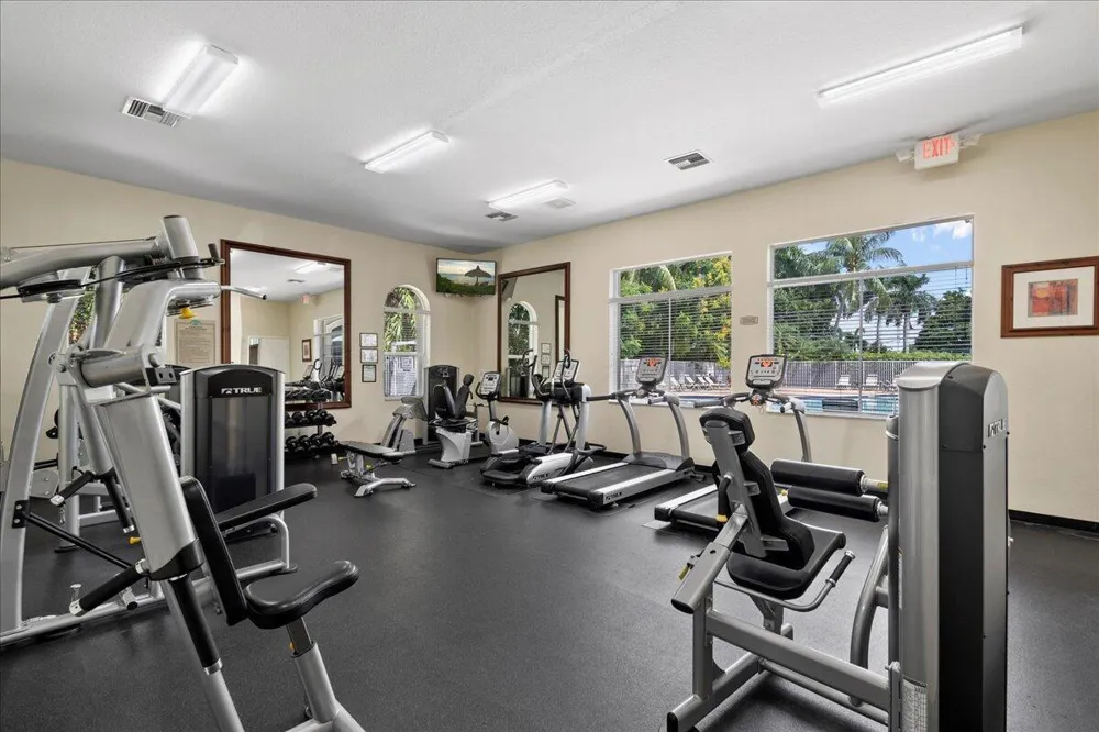 8128 BIG PINE WAY Riviera Beach, FL 33407