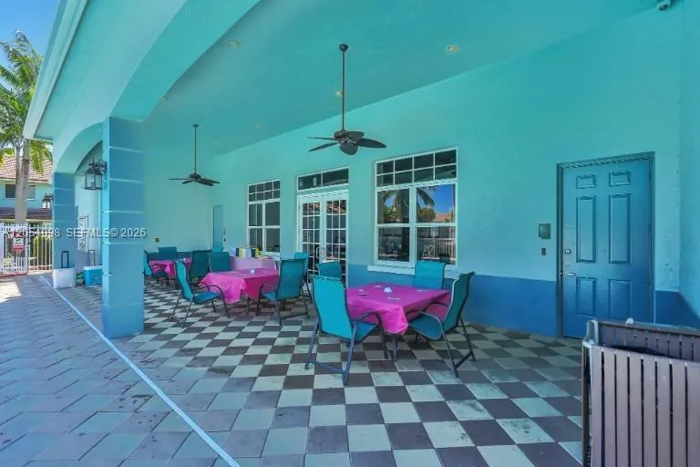 1942 Alamanda Way Riviera Beach, FL 33404