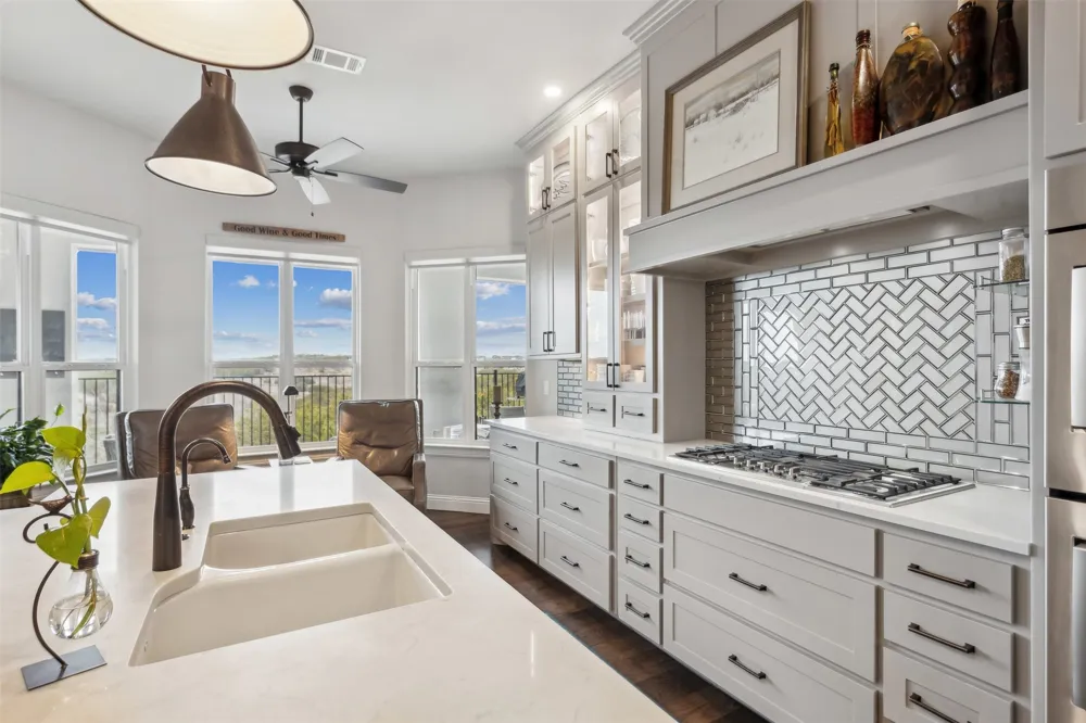 148 Valley View Glen Rose, TX 76043