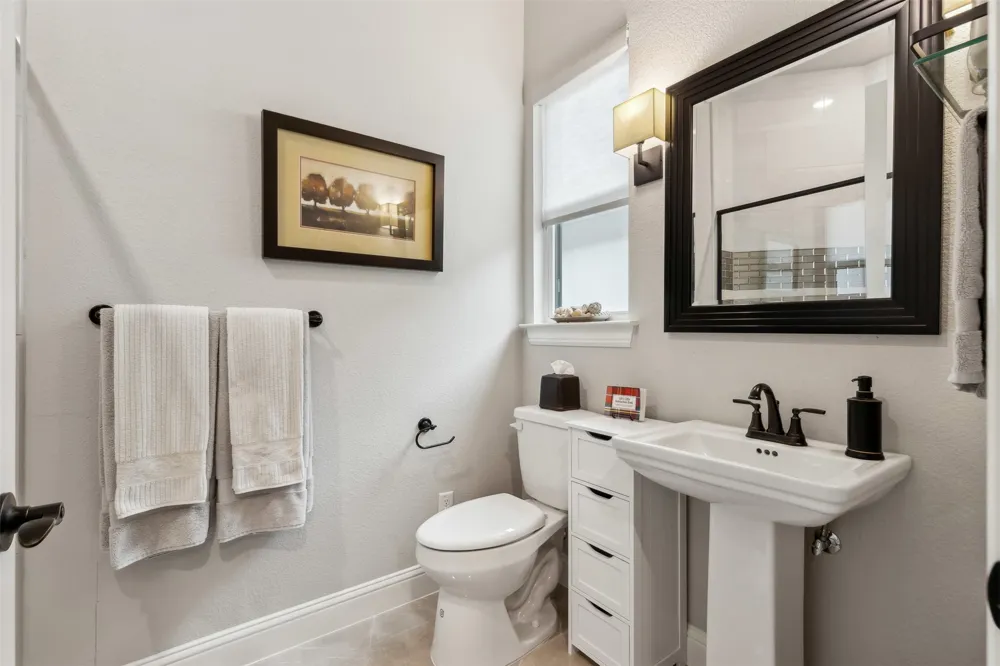 148 Valley View Glen Rose, TX 76043
