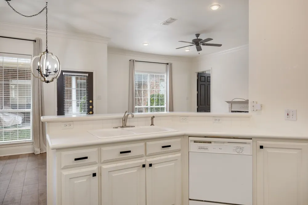 2313 Dietz Lane Tyler, TX 75701