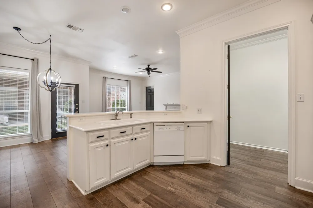 2313 Dietz Lane Tyler, TX 75701