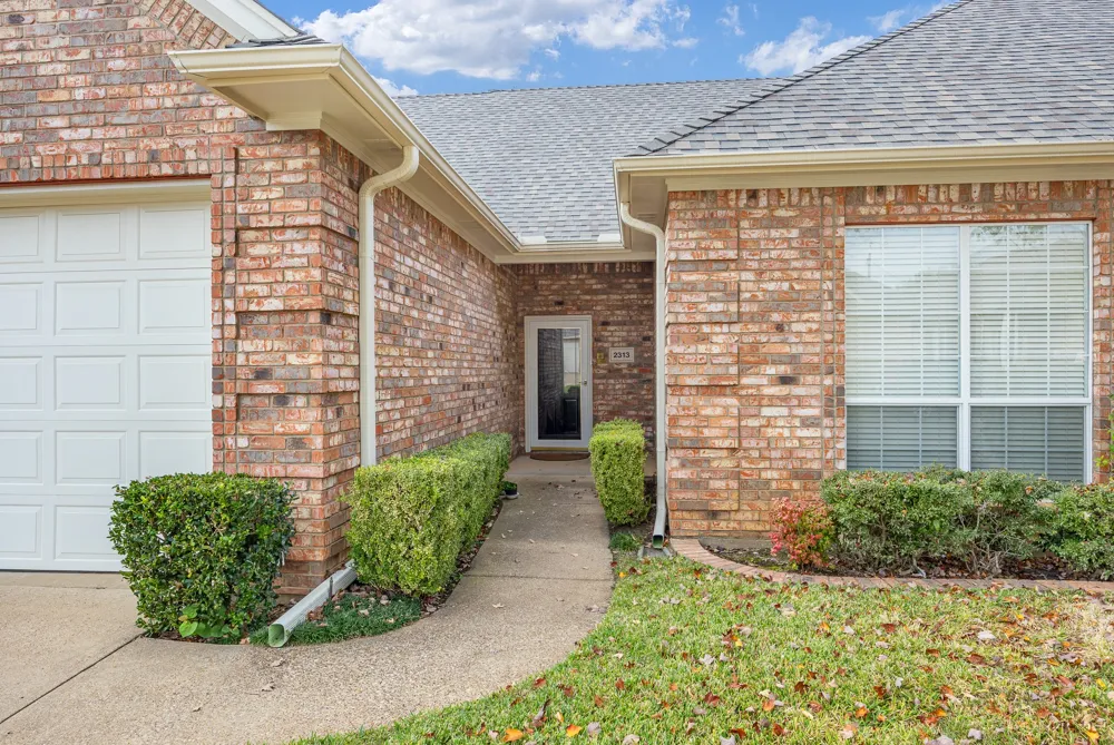 2313 Dietz Lane Tyler, TX 75701