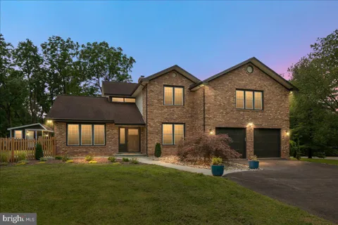 353 GALLOP WOOD PLACE