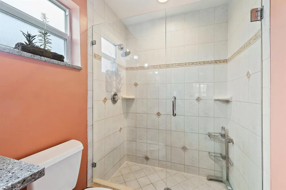 106 Chapel Lane Tequesta, FL 33469