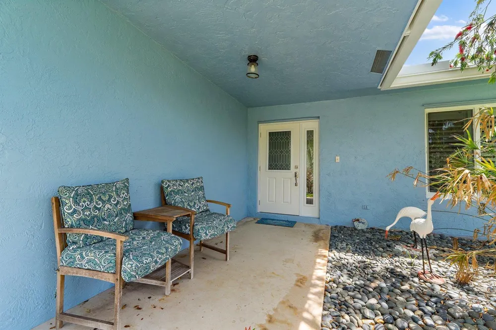 106 Chapel Lane Tequesta, FL 33469