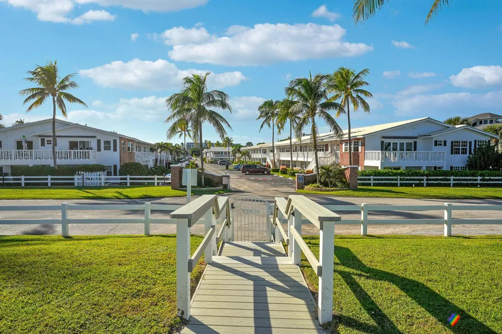 5505 Ocean Boulevard #3-103 Ocean Ridge, FL 33435
