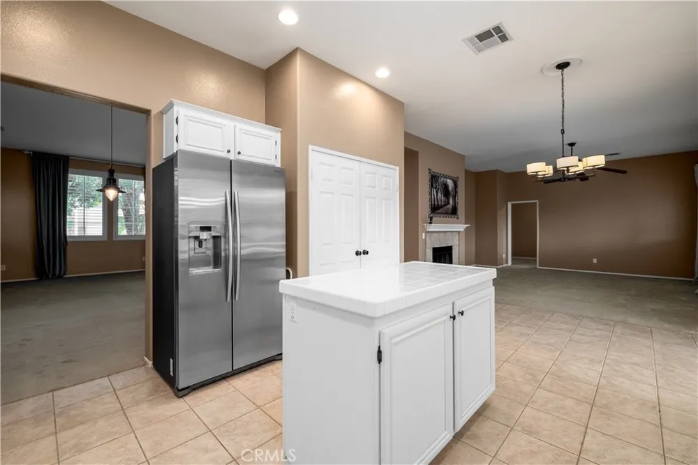 12112 Brianwood Riverside, CA 92503