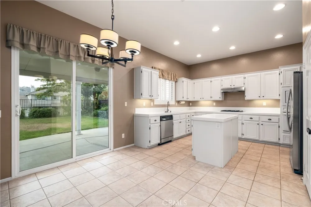 12112 Brianwood Riverside, CA 92503