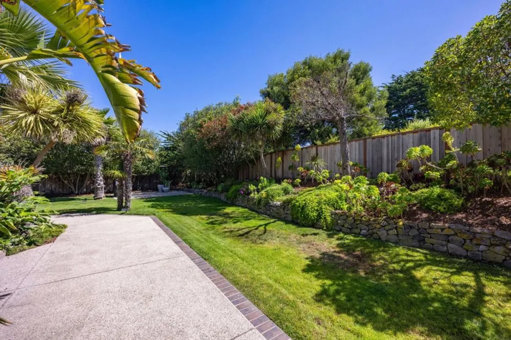 128 Spyglass Lane Half Moon Bay, CA 94019