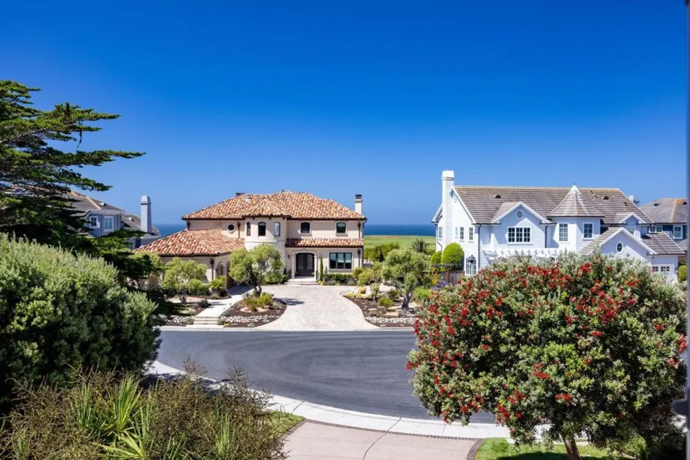 128 Spyglass Lane Half Moon Bay, CA 94019