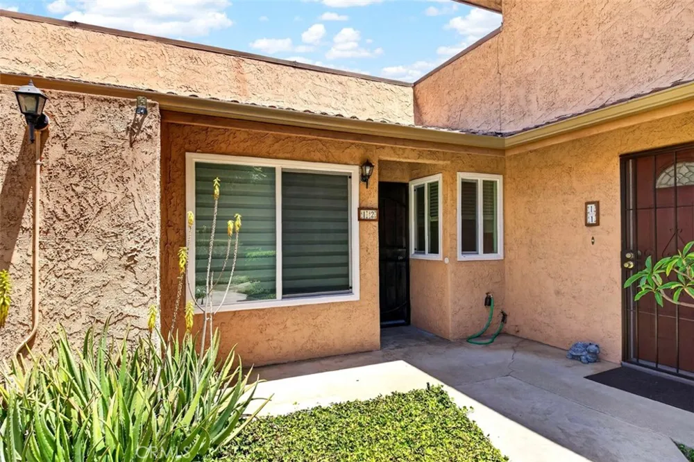901 Citrus Drive #12A La Habra, CA 90631