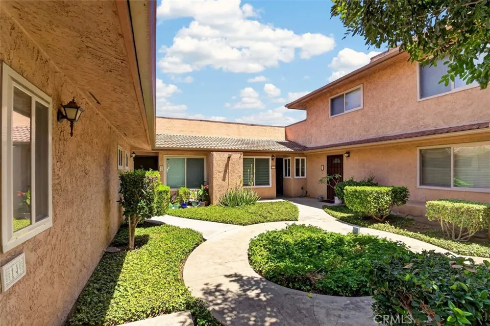 901 Citrus Drive #12A La Habra, CA 90631