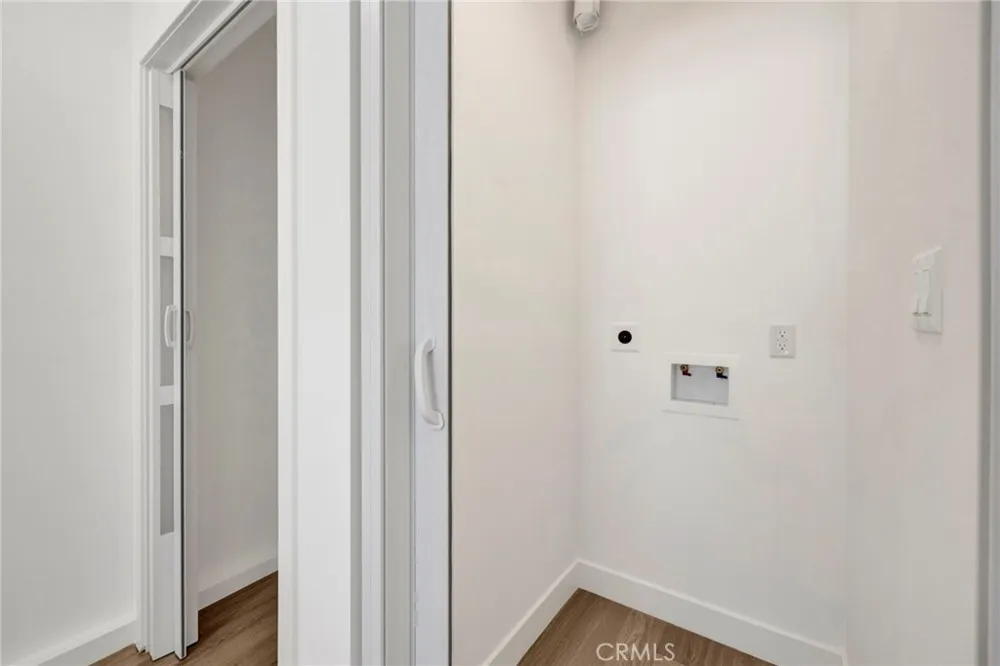 22542 Roscoe Boulevard West Hills, CA 91304