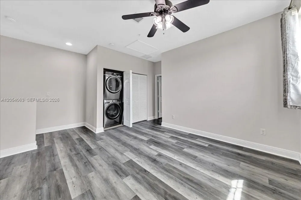 995 SW 147th Ave #2514 Pembroke Pines, FL 33027