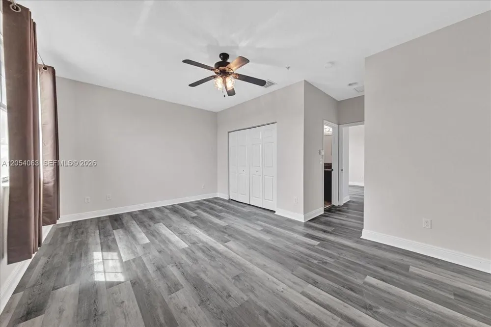 995 SW 147th Ave #2514 Pembroke Pines, FL 33027