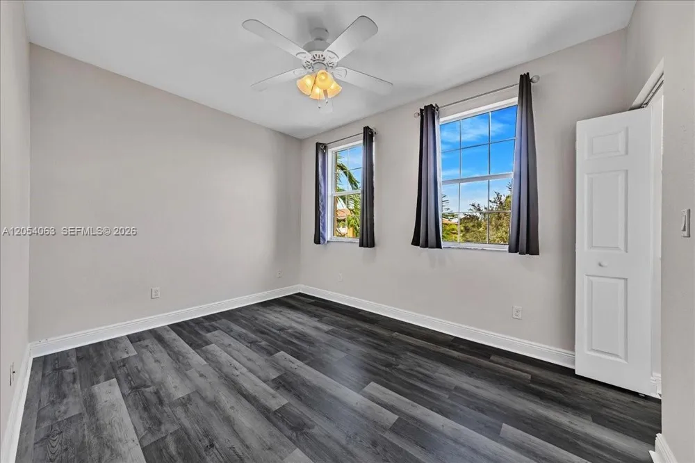 995 SW 147th Ave #2514 Pembroke Pines, FL 33027