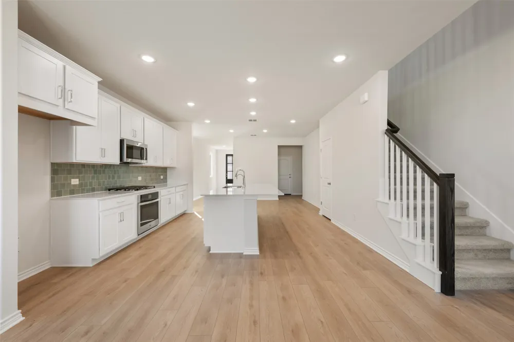 160 Ranier Way Dripping Springs, TX 78620